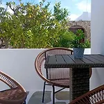 Διαμέρισμα Apanema Paros *