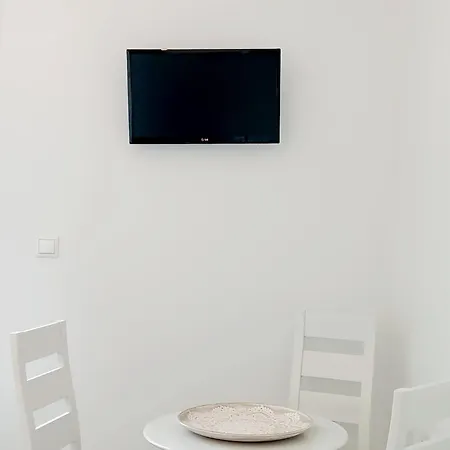 公寓 Apanema Paros *